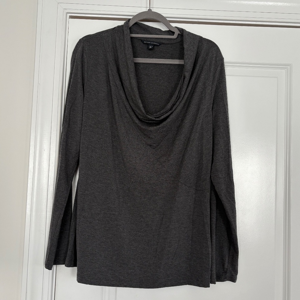 New Banana Republic Grey Cowl Neck Long Sleeve Light Weight Sweater